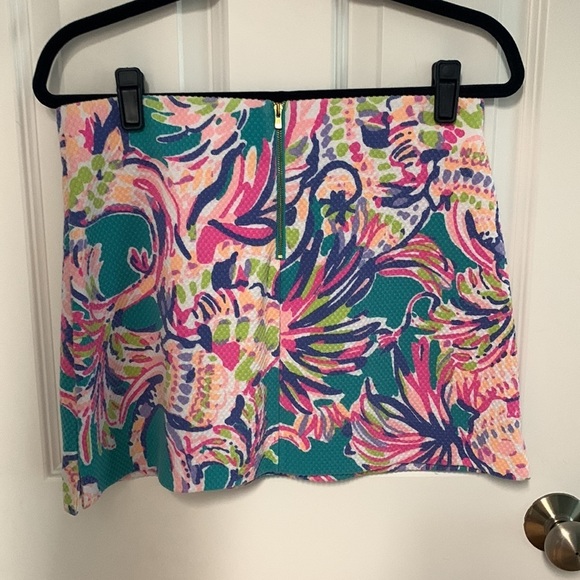 Lilly Pulitzer Neon Floral Pattern Pull on Skirt - Picture 2 of 6